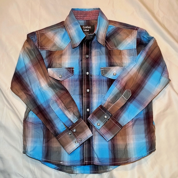 Button down boys shirt - Picture 1 of 3